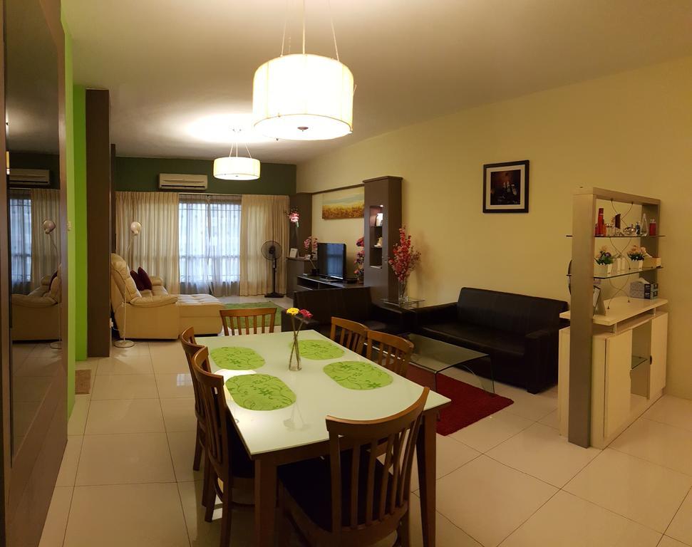 Qaiser Executive Stay East Lake Residence Kampong Bohol Extérieur photo