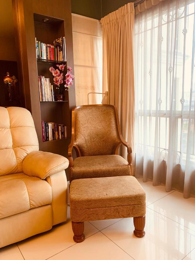 Qaiser Executive Stay East Lake Residence Kampong Bohol Extérieur photo