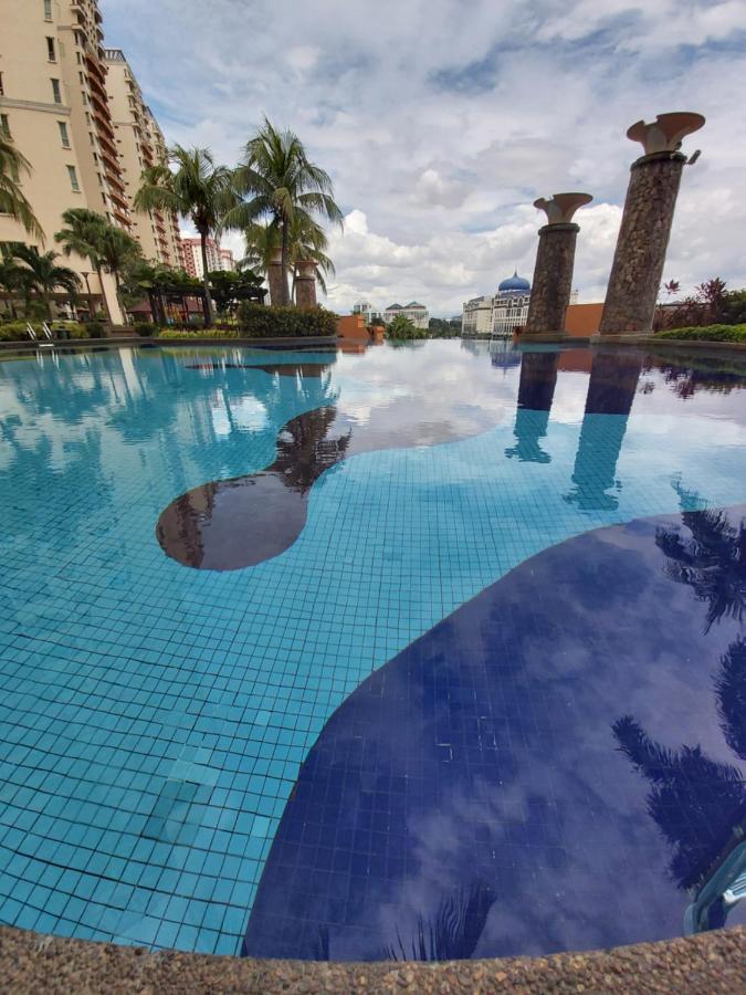 Qaiser Executive Stay East Lake Residence Kampong Bohol Extérieur photo